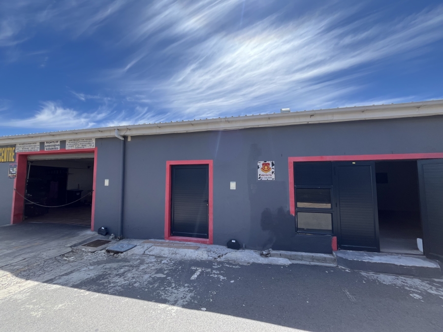 To Let commercial Property for Rent in Parklands Western Cape